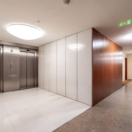 Viva Stadium Residence Studios Porto Luaran gambar