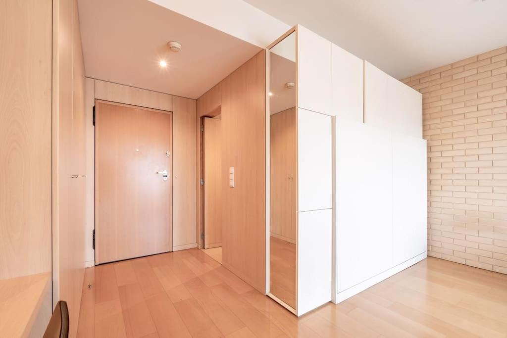 Viva Stadium Residence Studios Porto Luaran gambar