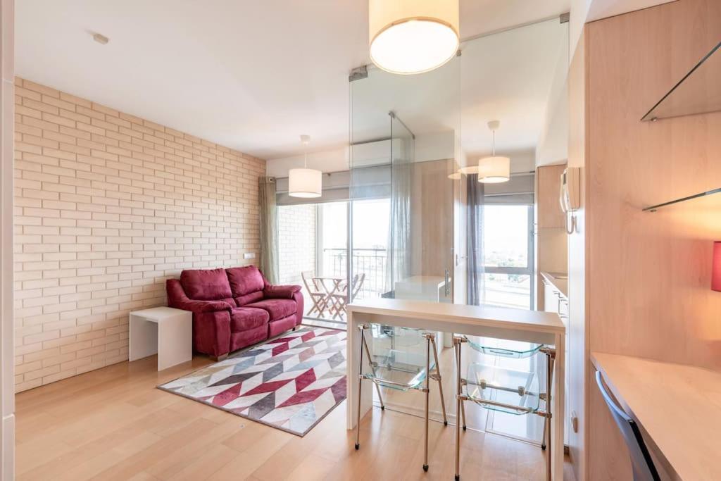 Viva Stadium Residence Studios Porto Luaran gambar